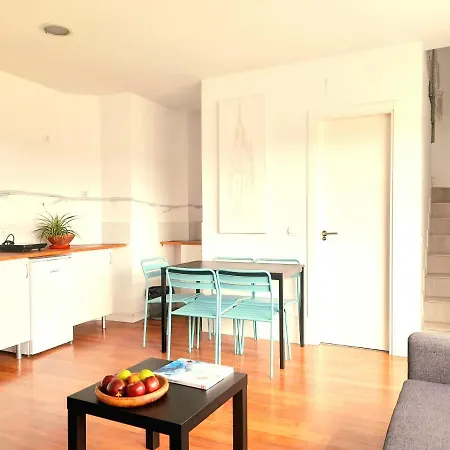 Toletum Cost Lofts Diafanos O 2dormitorios Parking Municipal Gratis Al Aire Libre A 100m Apartment Toledo