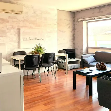 Toletum Cost Lofts Diafanos O 2dormitorios Parking Municipal Gratis Al Aire Libre A 100m Apartment Toledo