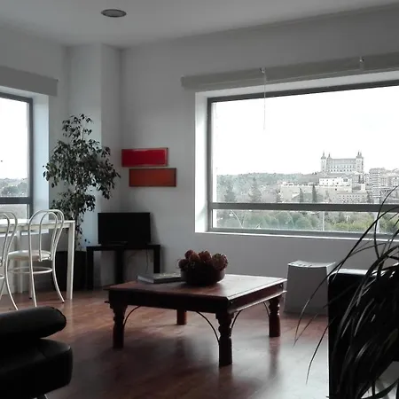 Toletum Cost Lofts Diafanos O 2dormitorios Parking Municipal Gratis Al Aire Libre A 100m Toledo